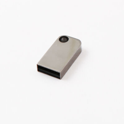 La mini chiavetta USB con foro può mettere il portachiavi in ​​metallo. La chiavetta USB può personalizzare il logo laser