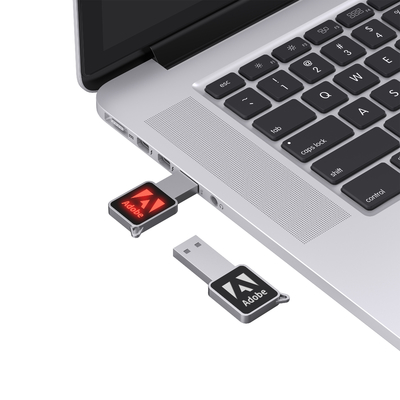 Un'unità flash USB ad alta velocità con corpo in metallo/plastica