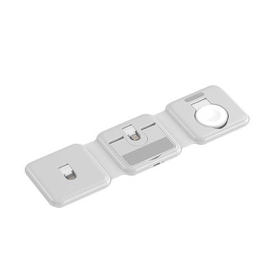 Massimizza l'efficienza di ricarica con Fast Charge Wireless Charging Pad 5V/1A Output e Protezione da sovratensione inclusi