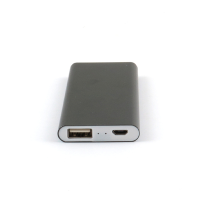 Power Bank portatile con batteria Li-Polymer per smartphone / dispositivi USB