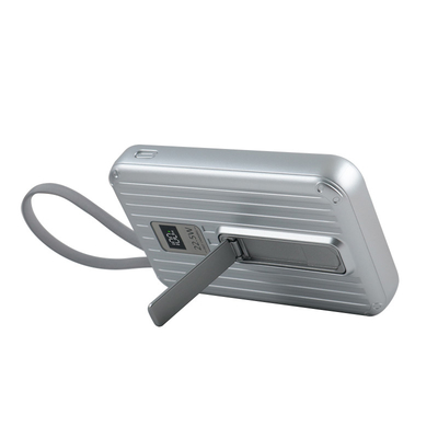 Power Bank portatile bianco con casella manuale di cavi accessori e 38.3 Passato