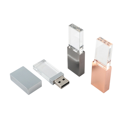 Crystal Usb all'interno con luce a LED quando si lavora luce a LED brillante