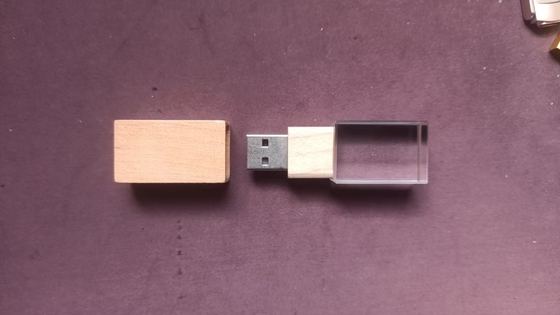Cartuccia USB a cristallo personalizzata con opzioni di logo laser -50°C 80°C Temperatura ambiente