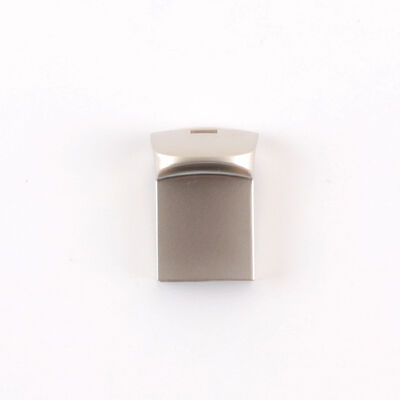 Prodotti di massa volte 5-7 Giorni Disco flash USB in metallo Offre velocità di scrittura 8-15MB S Velocità di lettura 13-20MB S Dispositivo di trasferimento dati