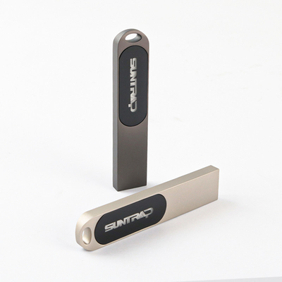 Supporto Password Crystal USB Stick con luce a LED brillante durante il lavoro